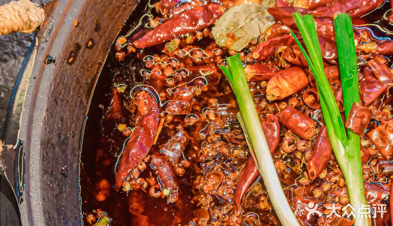火锅别太辣🔥加点茶刚刚好🍵