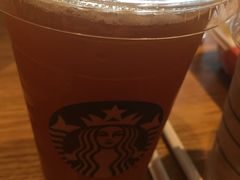 -星巴克(来福士2F店)