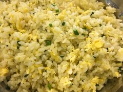 蛋炒饭-味臻土鸡杂