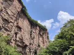 -龙潭大峡谷