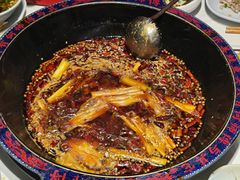 -何师傅美蛙鱼头(汉街店)