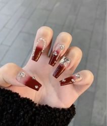 -悦指间美甲美睫