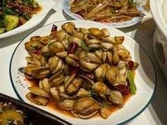-嗨辣小聚·盘锦河蟹·海鲜烧烤龙虾(盘锦十年好店)