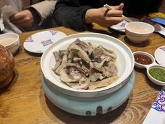 手扒肉-蒙亨·手把肉·蒙古包文化主题餐厅(乌兰察布天恒广场店)