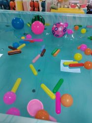 -小鸭先知婴儿游泳馆