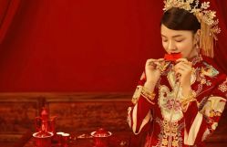 点击看大图 -拾年·定制婚纱摄影