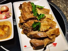 手抓羊肉-马老六清真餐厅(雁滩店)