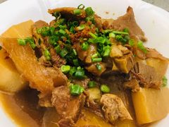 牛腩萝卜-繁仔牛杂(石排店)