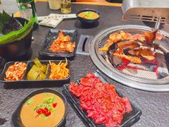 -金氏韩国城盛金烤肉(东明店)