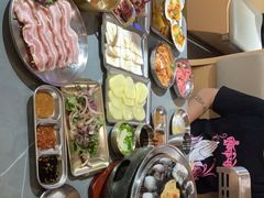 -围炉肉舍丹东海鲜烤肉·烤活鳗(步行街店)