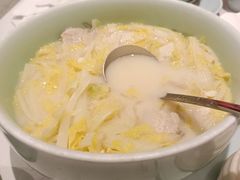 五花肉炖豆腐白菜-北李妈妈菜·海肠捞饭(高新万达店)