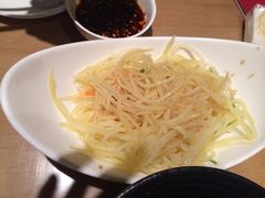 -东方饺子王(重庆路亚泰店)