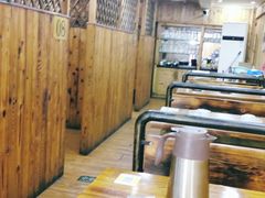 大堂-老东镇啤酒屋海鲜加工·蒸汽海鲜·海鲜烧烤(台东店)