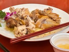 东江盐焗鸡-煲仔王海鲜酒家