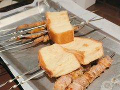 -三个大叔烤羊肉串·歌手驻唱·碳烤鲜肉(西三旗店)