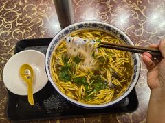 -火烧房子菊花米线(兴盛路店)