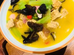 羊肚菌锅仔-敏珠拉姆藏餐·南京厨房(富春江东街店)