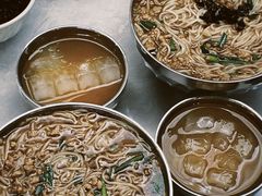 -正宗杨记普洱酸醋米线(总店)