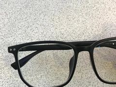 -爱视眸Eyeblling眼镜·依视路·蔡司镜片折扣店(百联南方商城购物中心)