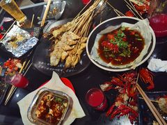 -何师烧烤Pro ·江湖川菜·小龙虾·精酿(太古里旗舰店)