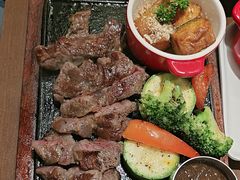 -豪客来牛排(空港华联店)