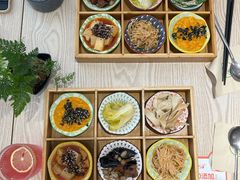 -轻蔬不用等·素食(江苏路店)