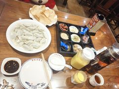 -那家老院子东北菜·饺子·小鸡炖蘑菇(艳华街店)