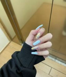 -孔雀手美甲美睫护理