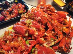 -巴厘龙虾·榜首油焖大虾(音乐学院·沿江酒馆店)