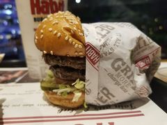 -The Habit Burger Grill 哈比特汉堡(爱琴海店)