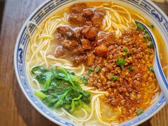 -辣肉面大王(天平路店)