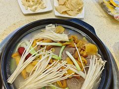 -九寨特色牦牛肉汤锅 羊肉汤锅