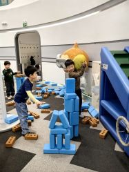 -MINI MARS 移动的空间站乐园·餐饮·派对(浦东金桥店)