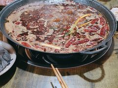 -黄潇洒老火锅(九眼桥宏济巷店)