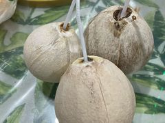 -三亚新鸿港水果一级批发市场