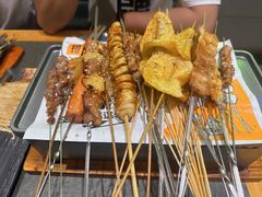 -三兄弟灰太狼烧烤.龙虾烤鱼(上海交大店)