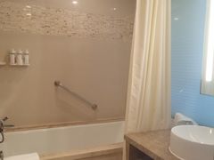 -上海浦东康桥绿地假日酒店