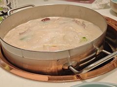 -洪氏嗨捞·猪肚鸡火锅(阳光天地店)