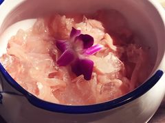 -三人行骨头王火锅(长寿店)