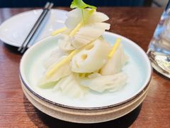 -湖畔鲁菜·二十年老字号餐厅(大明湖店)
