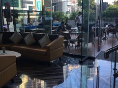 -深圳温德姆至尊酒店·大堂吧·户外花园