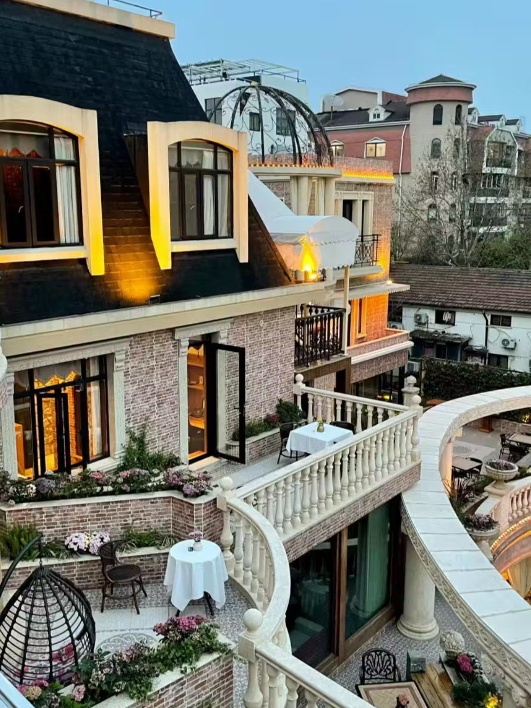 在上海!不是国外!这家欧式城堡酒店,美到窒息