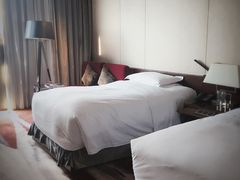 -广州天河希尔顿酒店