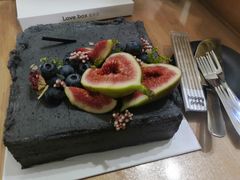 黑芝麻醇香奶油蛋糕-小苍兰风铃草蛋糕甜品(沈阳店)