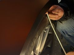 -鲨鱼皮汽车凹陷玻璃修复(静安店)