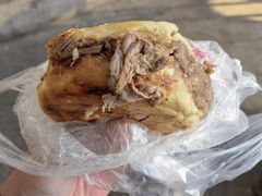 -老西关黄老太牛肉烧饼