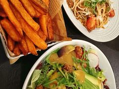 -théATRE茶聚场·餐厅(环球金融中心店)