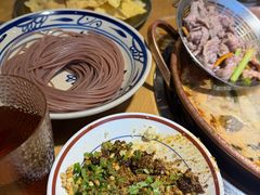 -洱火云南酸菜牛肉火锅(石景山当代商城店)