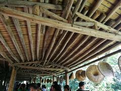 -伊岭岩风景区