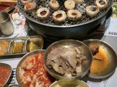 -草家酱蟹炭火烤肉店(珲春南路一店)